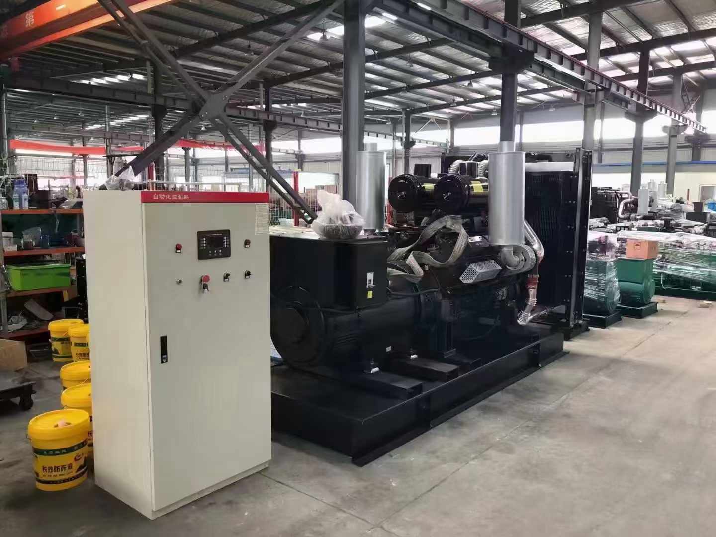 南沙柴油发电机运行时的噪音和振动水平如何？