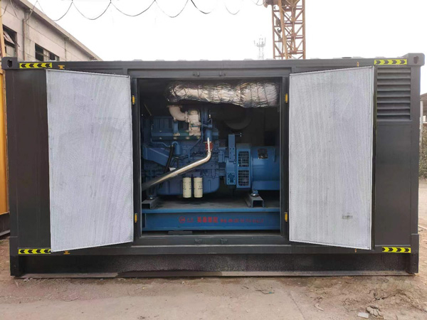 南沙柴油发电机组的电瓶应该如何选择?
